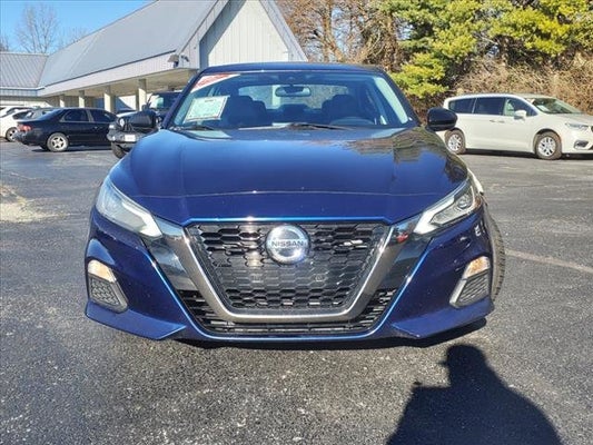 2021 Nissan Altima 2.5 SR in Greensburg, IN - Acra Automotive Group