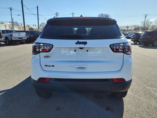 2024 Jeep Compass Latitude in Greensburg, IN - Acra Automotive Group