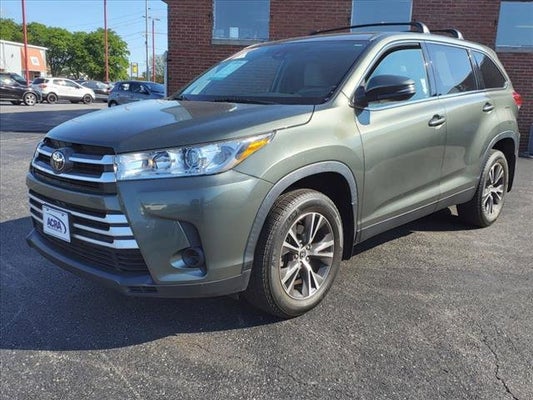 2019 Toyota Highlander LE in Greensburg, IN - Acra Automotive Group