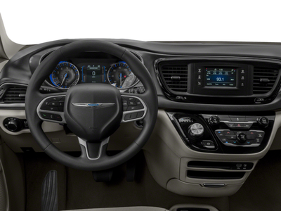 2018 Chrysler Pacifica Touring