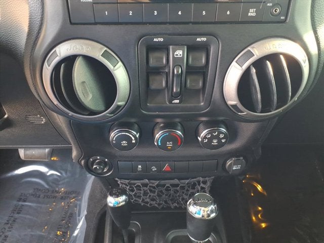 2013 Jeep Wrangler Unlimited Sport