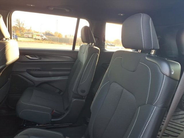 2024 Jeep Grand Cherokee L Laredo X