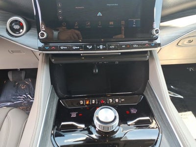 2024 Jeep Wagoneer L Series III