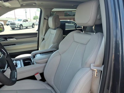 2024 Jeep Wagoneer L Series III