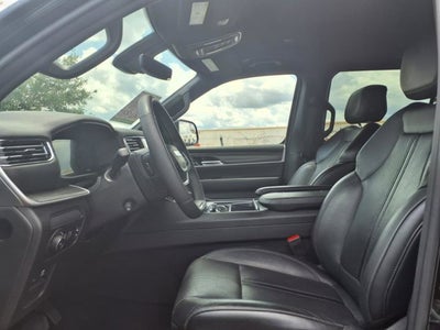 2023 Jeep Wagoneer Series II