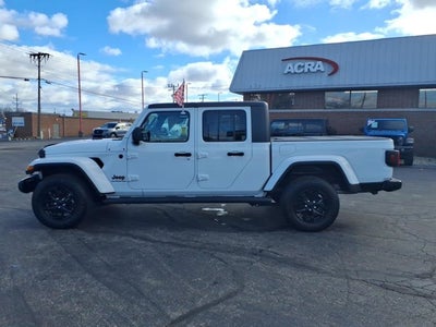 2022 Jeep Gladiator Sport S