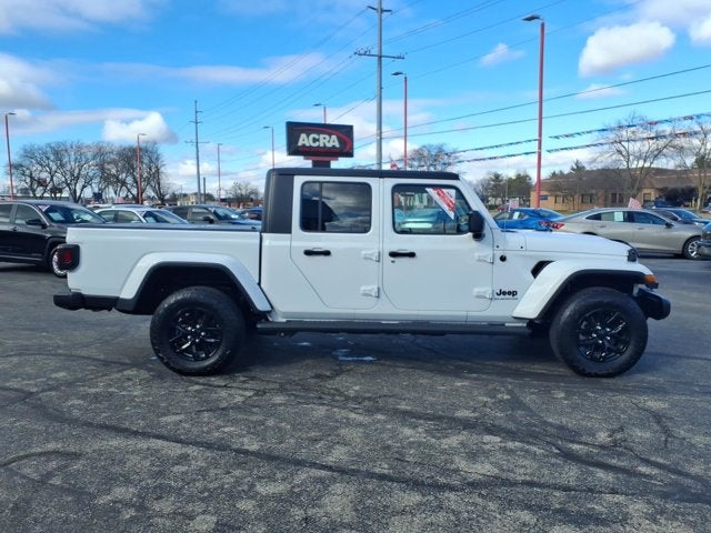 2022 Jeep Gladiator Sport S
