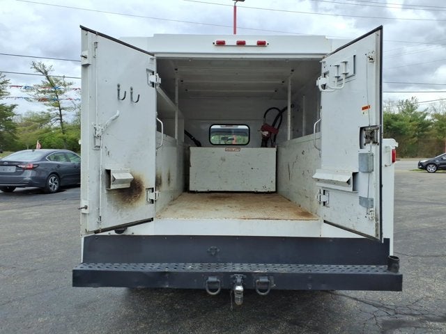 2013 Ford Super Duty F-350 DRW REG CAB 2WD UTILITY BED