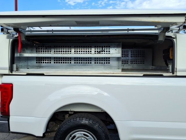 2018 Ford Super Duty F-250 SRW XL RWD V8 UTILITY BED