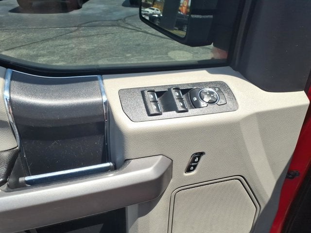 2020 Ford F-150 XLT 4DOOR SUPER CREW