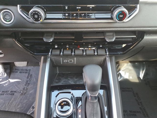 2024 Chevrolet Colorado 4WD LT