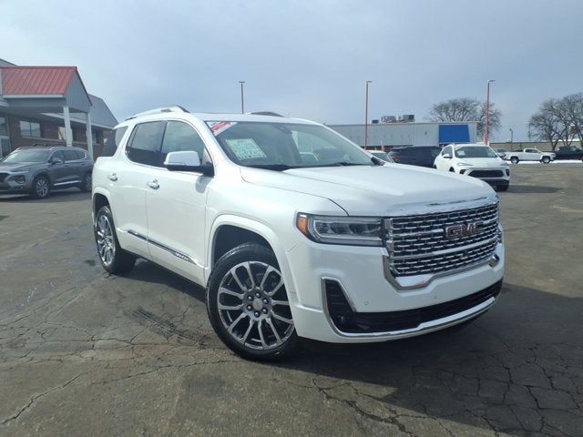 2023 GMC Acadia Denali