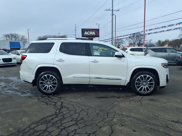 2023 GMC Acadia Denali