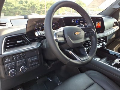 2025 Chevrolet Suburban LT