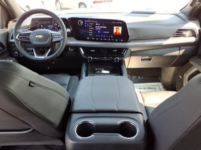 2025 Chevrolet Suburban LT
