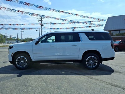 2025 Chevrolet Suburban LT