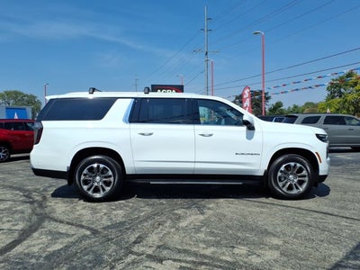 2025 Chevrolet Suburban LT