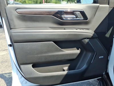 2025 Chevrolet Suburban LT