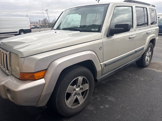 2008 Jeep Commander Sport