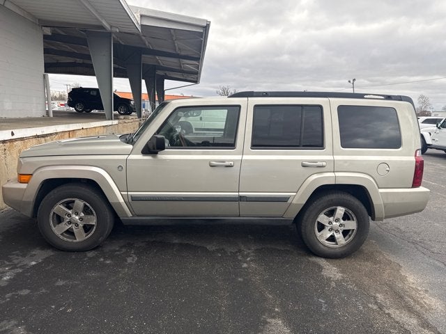 2008 Jeep Commander Sport