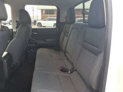 2024 Nissan Frontier SV