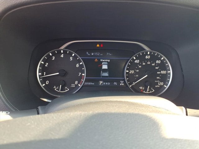 2024 Nissan Frontier SL