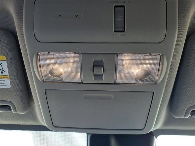 2024 Nissan Frontier SL