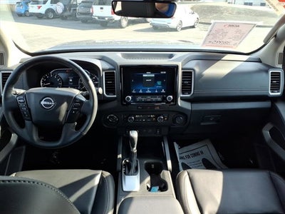 2024 Nissan Frontier SL