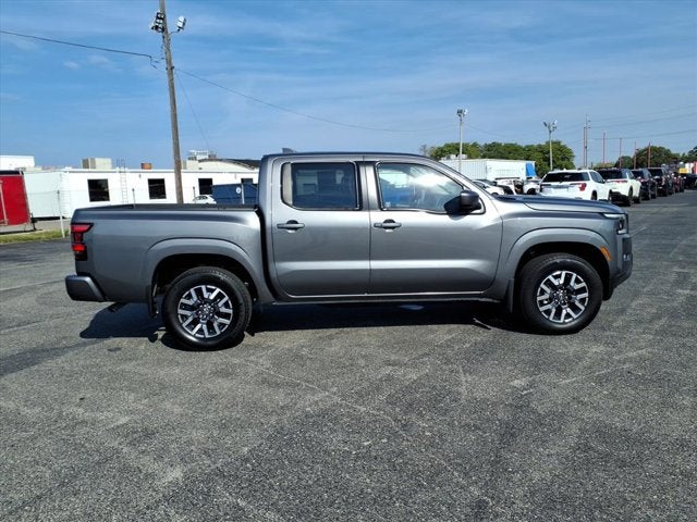 2024 Nissan Frontier SL