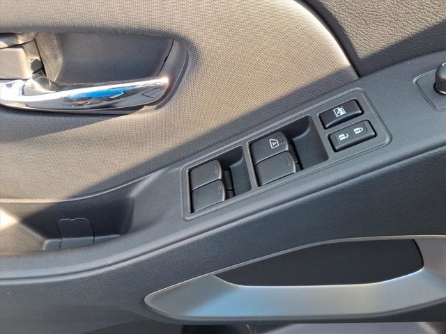 2024 Nissan Frontier SL