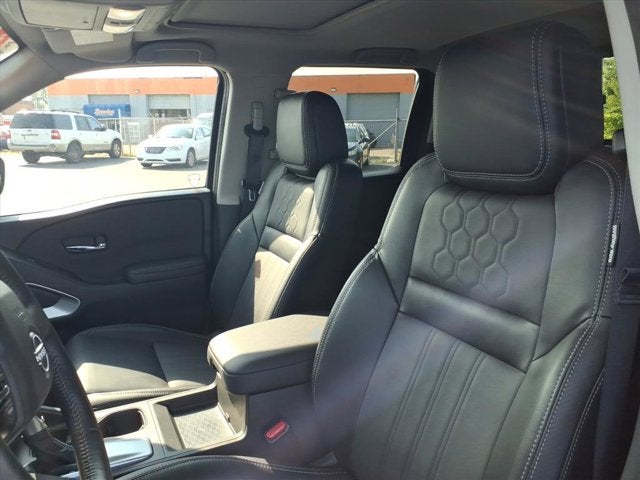 2024 Nissan Frontier SL