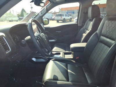 2024 Nissan Frontier SL