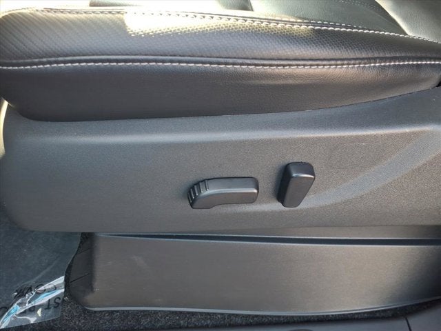 2024 Nissan Frontier SL