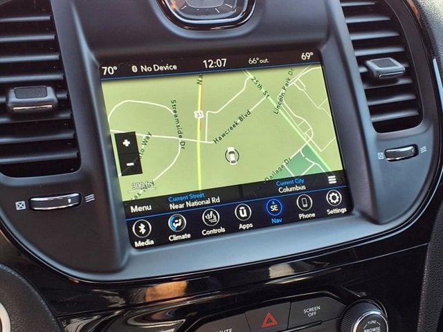 2022 Chrysler 300 300S