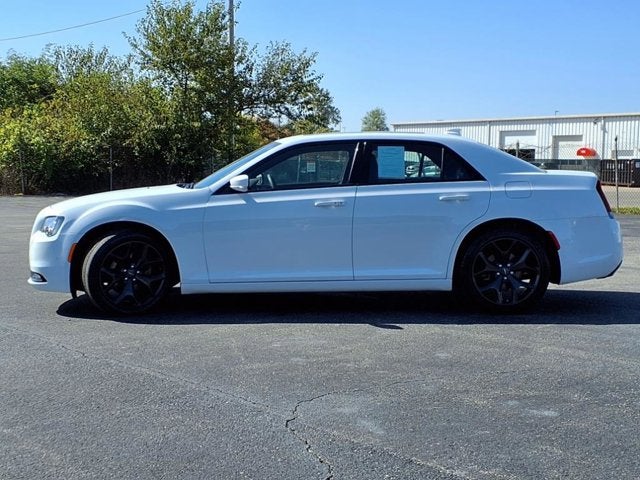2022 Chrysler 300 300S