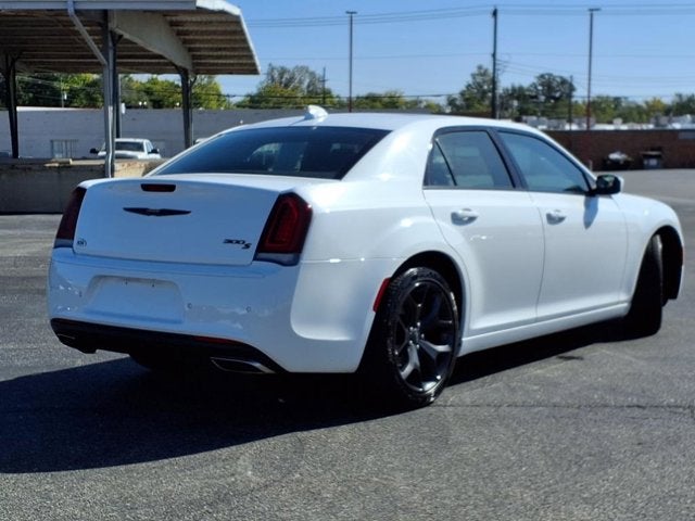 2022 Chrysler 300 300S