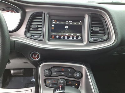 2022 Dodge Challenger SXT