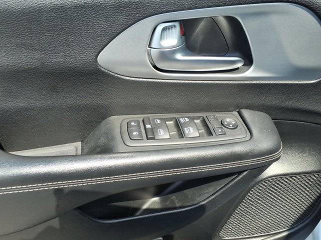 2023 Chrysler Pacifica Touring