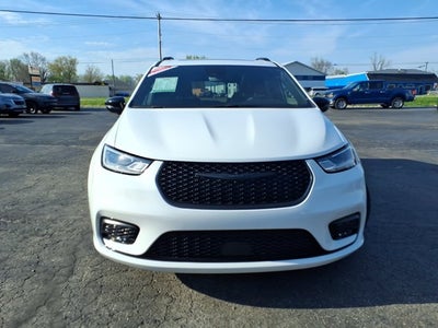 2025 Chrysler Pacifica Limited