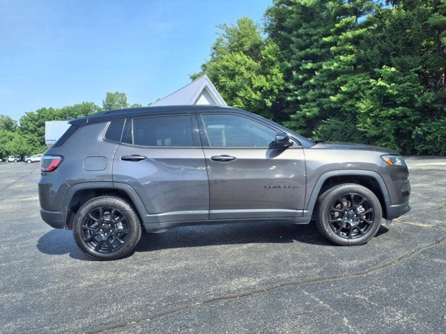 2022 Jeep Compass Altitude