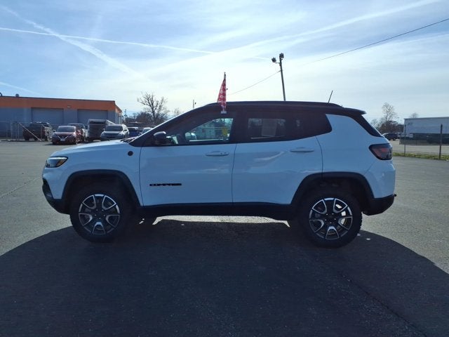 2024 Jeep Compass Trailhawk