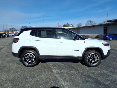 2024 Jeep Compass Trailhawk
