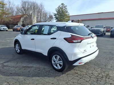2022 Nissan Kicks S