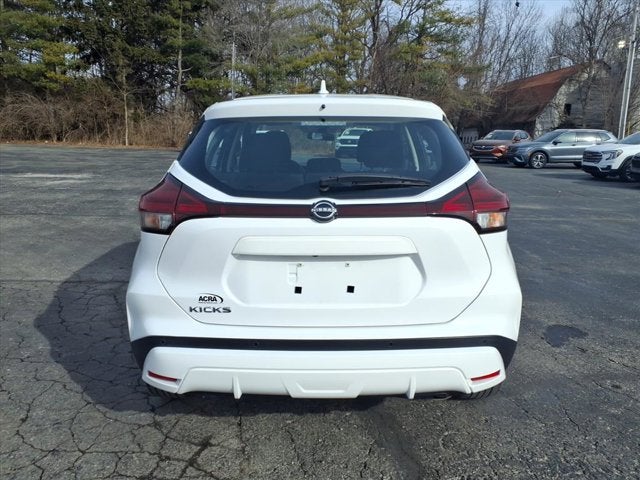 2022 Nissan Kicks S