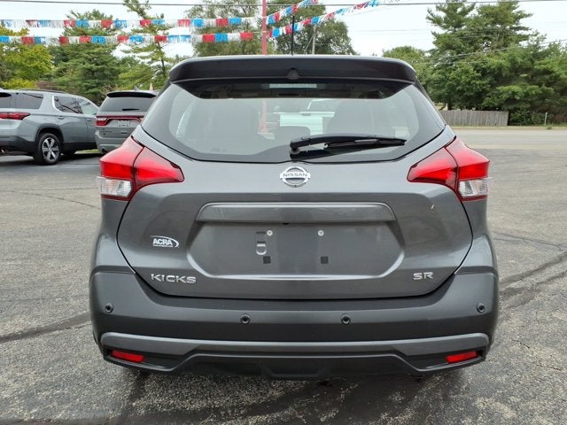 2020 Nissan Kicks SR
