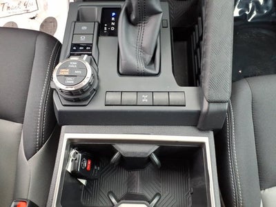 2024 Toyota Tacoma 4WD SR5