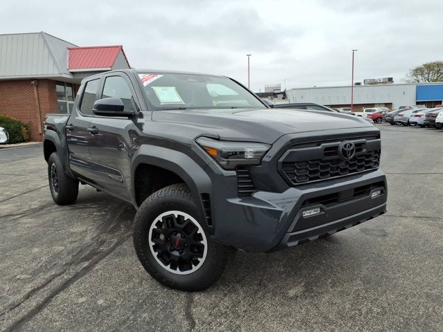 2024 Toyota Tacoma 4WD SR5