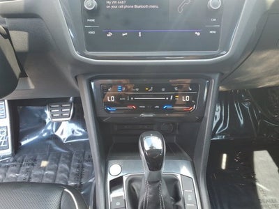 2022 Volkswagen Tiguan SEL R-Line