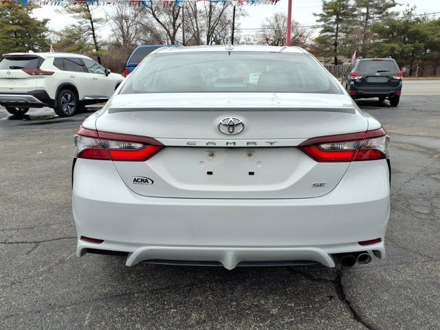 2024 Toyota Camry SE