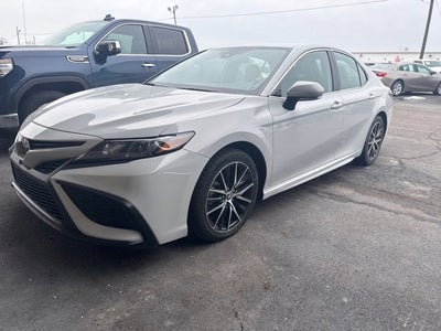 2024 Toyota Camry SE